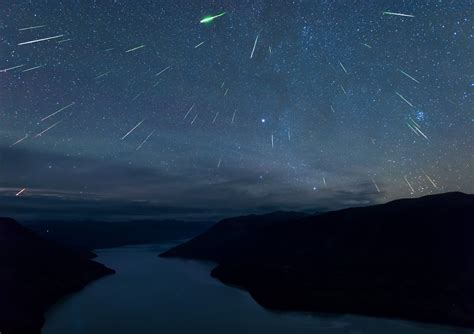 meteor shower tonight near me right now